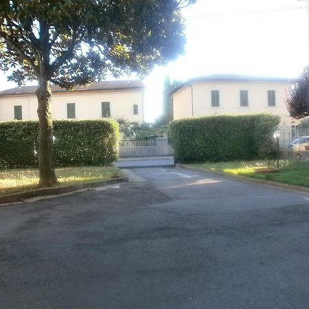 La Magnolia Apartment Pistoia Luaran gambar